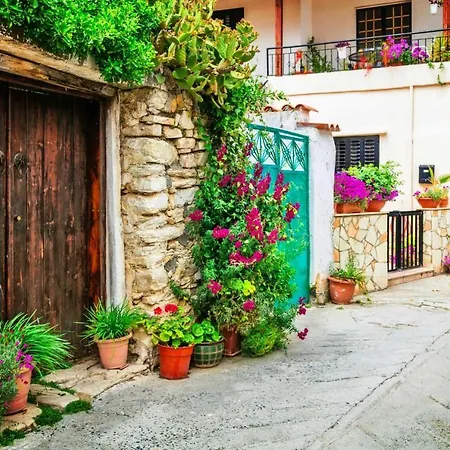 Holiday home Palm Garden Paradise Perivolia