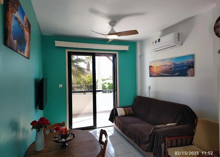 Palm Garden Paradise Hébergement de vacances Perivólia